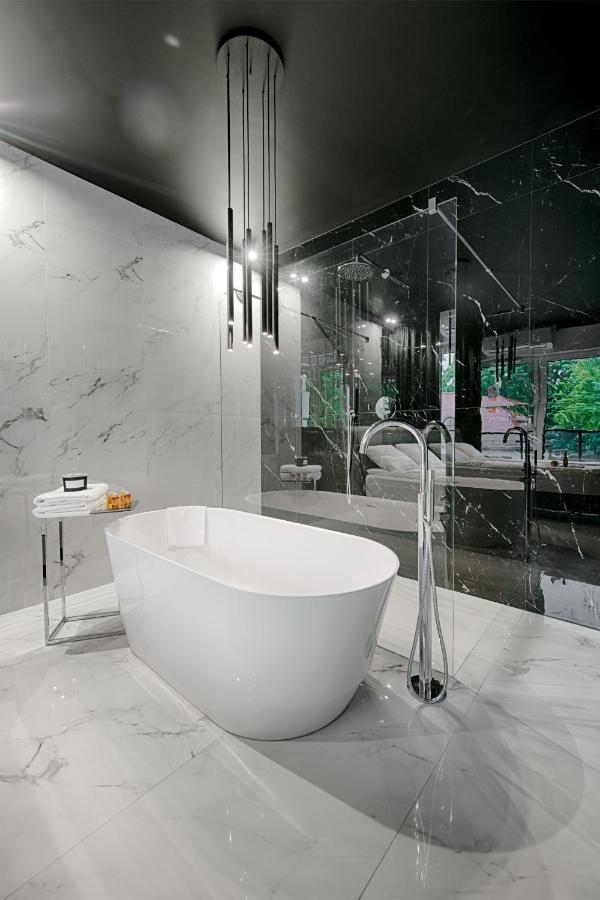 Scandal Apartament PREMIUM Zielona Gora  Bagian luar foto